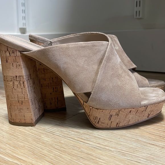 Charles by Charles David Block Heel Platform Sandal - Picture 1 of 9